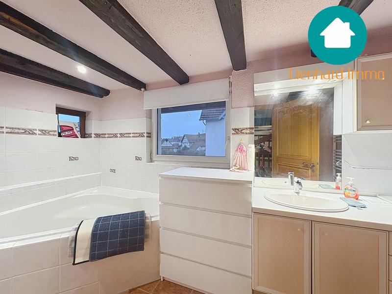 Maison - 294 m² - 6 pièces