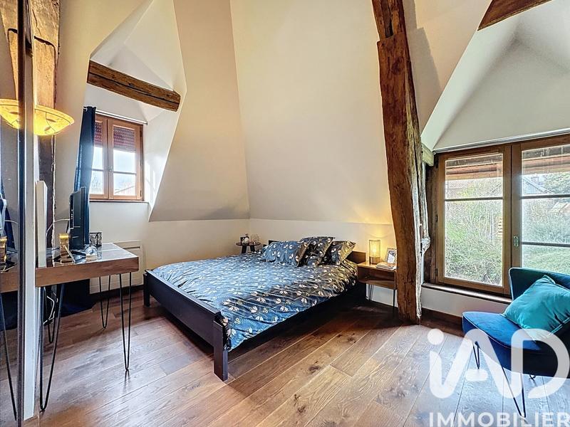 Maison - 230 m² - 5 pièces