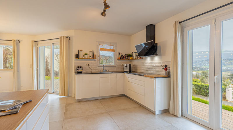 Maison - 132 m² - 5 pièces