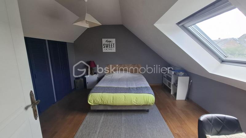 Maison - 95 m² - 5 pièces