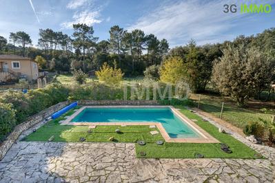 Villa - 153 m² - 6 pièces