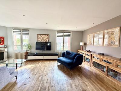 Maison ancienne - 179 m² - 8 pièces