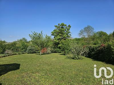 Maison - 183 m² - 9 pièces