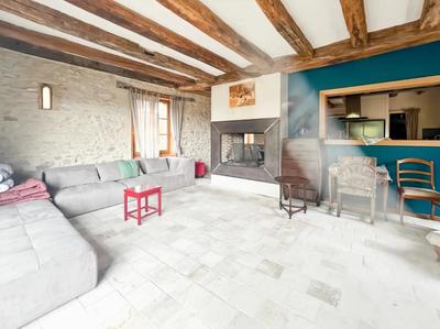 Longère - 240 m² - 8 pièces