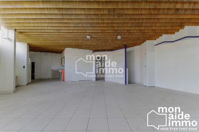 Local commercial - 148 m² - 2 pièces