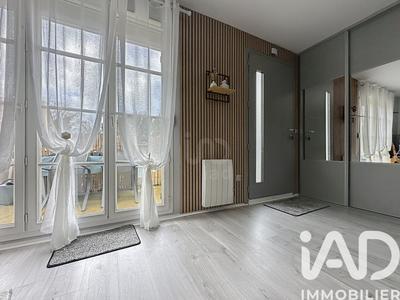 Appartement - 75 m² - 5 pièces