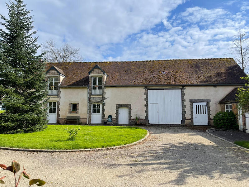 Demeure - 370 m² - 14 pièces