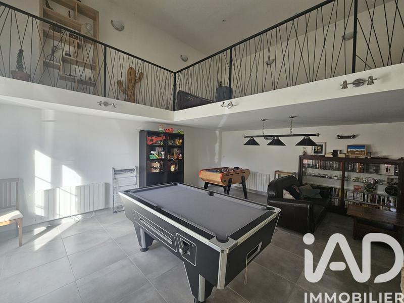 Maison - 350 m² - 12 pièces