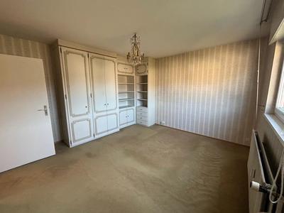 Appartement - 80 m² - 3 pièces