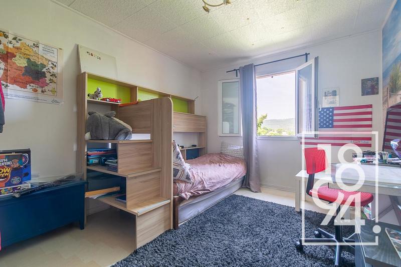 Maison - 188 m² - 6 pièces