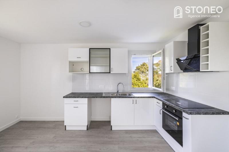 Appartement ancien - 80 m² - 4 pièces