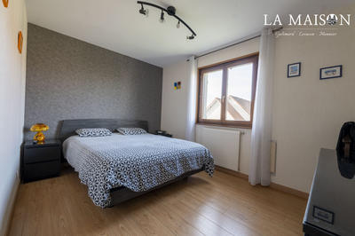 Maison traditionnelle - 136 m² - 7 pièces