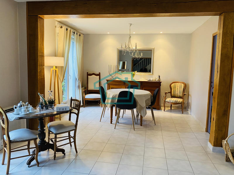 Maison - 120 m² - 7 pièces