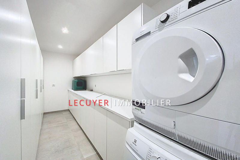 Maison - 104 m² - 4 pièces