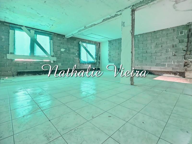 Appartement - 90 m² - 2 pièces