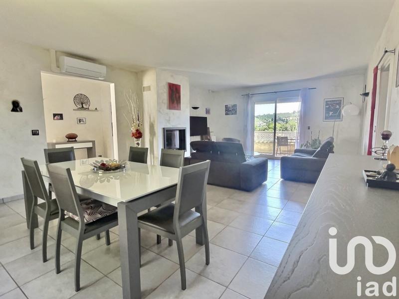 Maison - 136 m² - 5 pièces