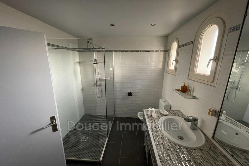 Villa - 226 m² - 11 pièces