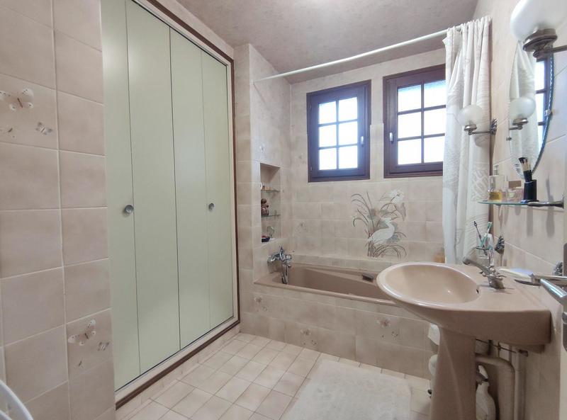 Maison - 153 m² - 6 pièces