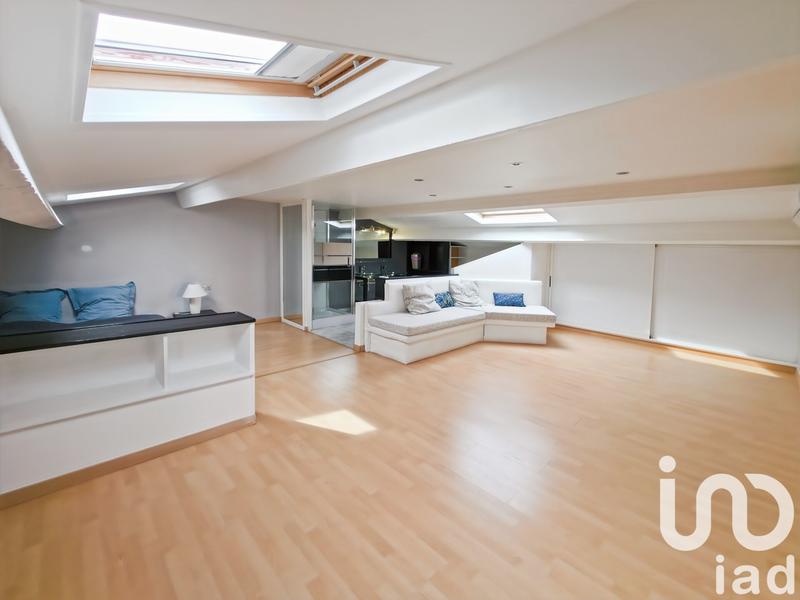 Maison - 206 m² - 8 pièces