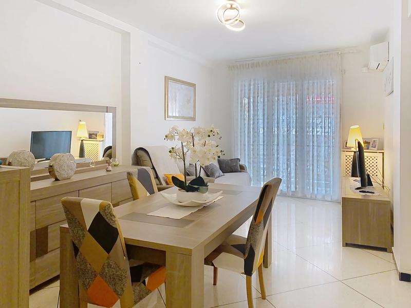 Appartement - 56 m² - 2 pièces