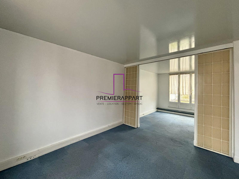 Local commercial - 228 m² - 5 pièces