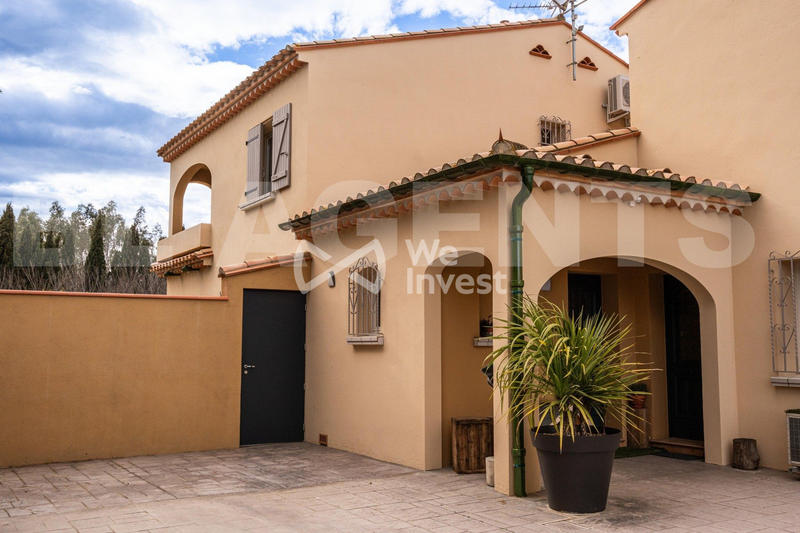 Maison - 291 m² - 10 pièces