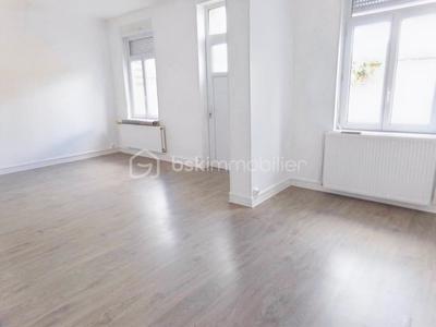 Maison de ville - 100 m² - 5 pièces