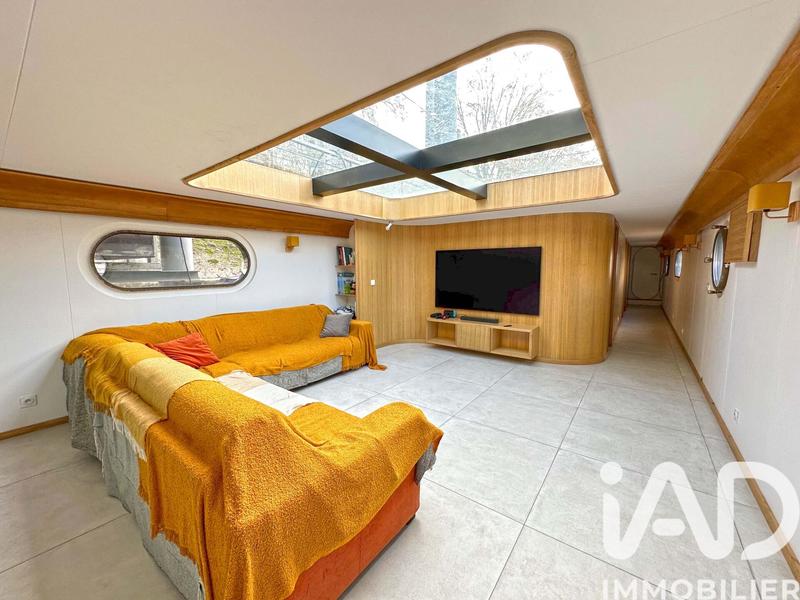 Appartement - 200 m² - 7 pièces