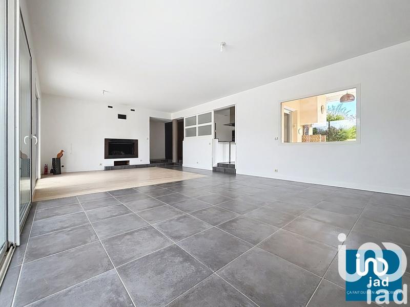 Maison de maîtres - 180 m² - 10 pièces