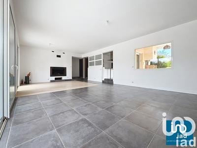 Maison de maîtres - 180 m² - 10 pièces