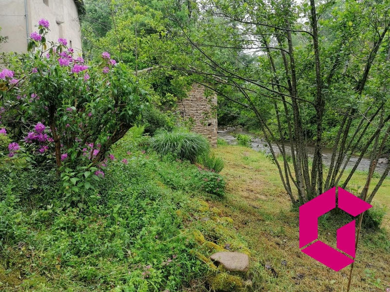 Maison ancienne - 190 m² - 6 pièces