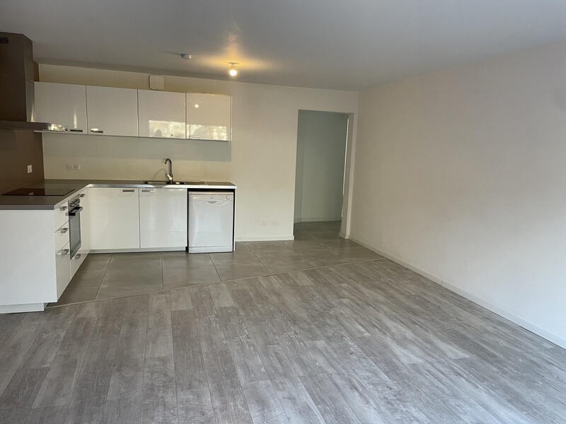 Appartement - 95 m² - 4 pièces