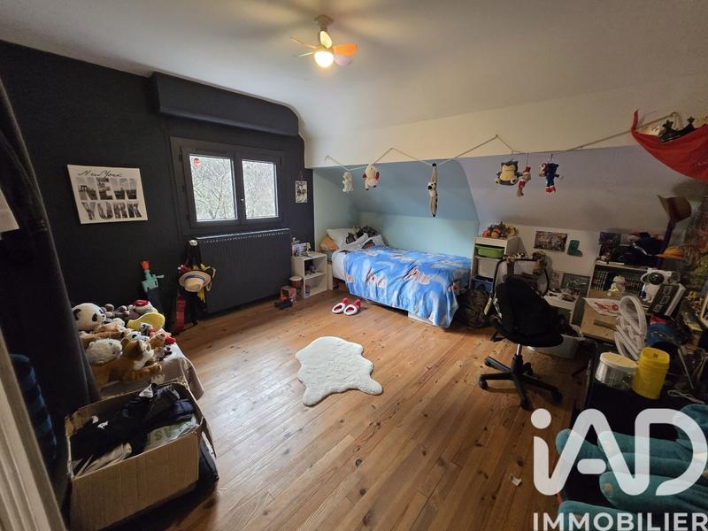 Maison - 186 m² - 6 pièces