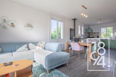 Appartement - 106 m² - 4 pièces