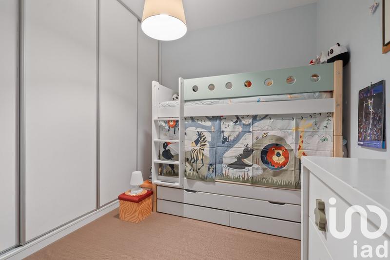 Appartement - 95 m² - 3 pièces