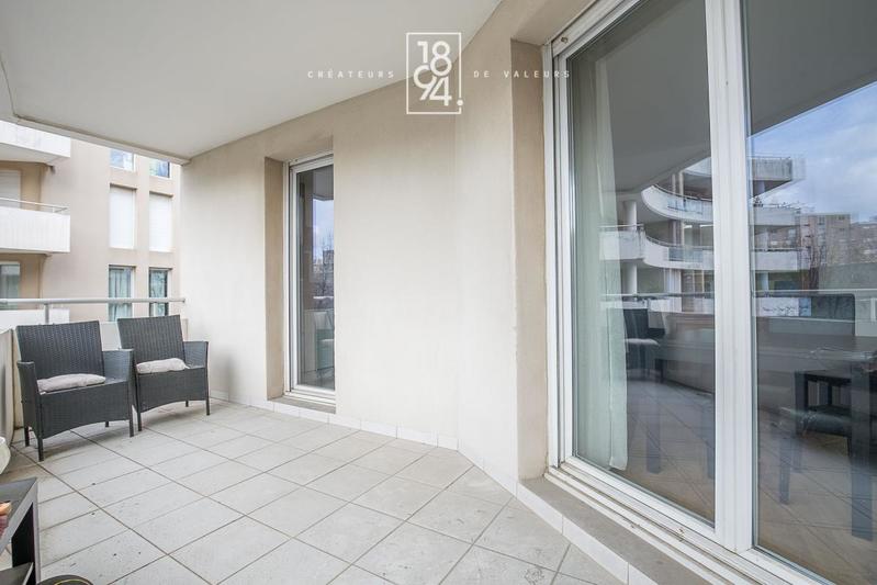 Appartement - 77 m² - 4 pièces