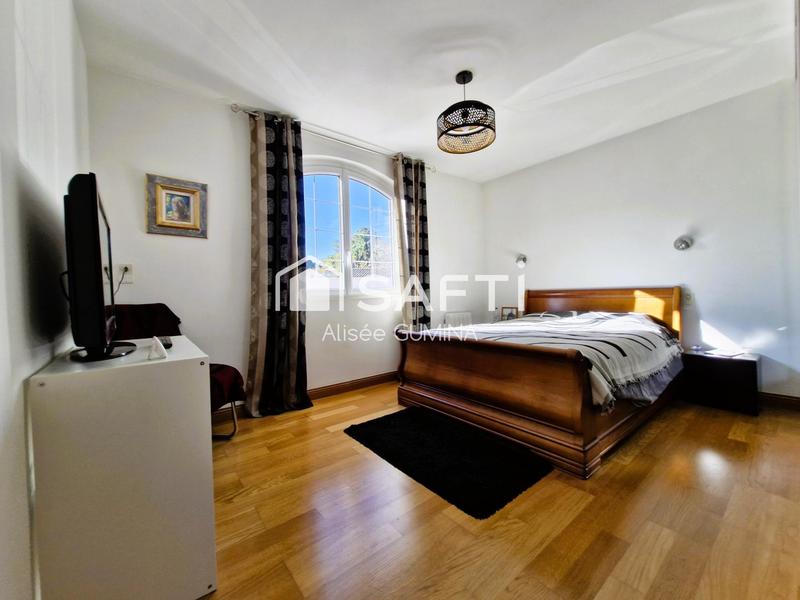 Villa - 146 m² - 5 pièces