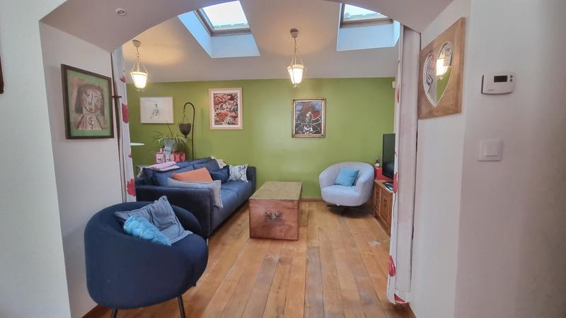 Loft - 138 m² - 6 pièces