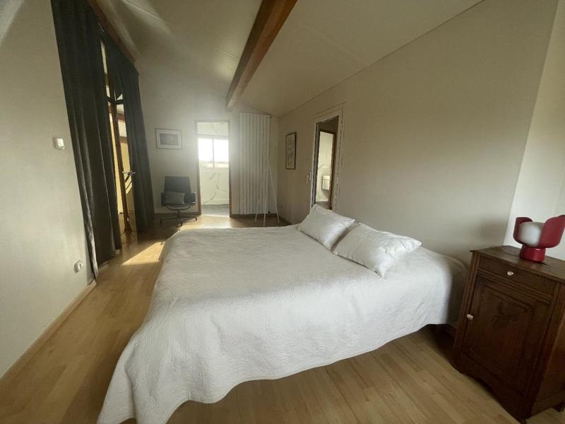 Maison - 197 m² - 6 pièces