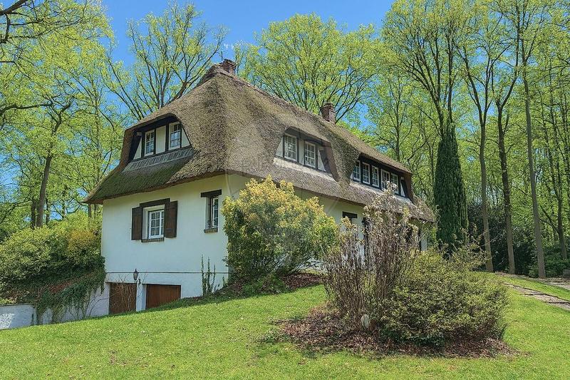 Chaumière - 170 m² - 7 pièces