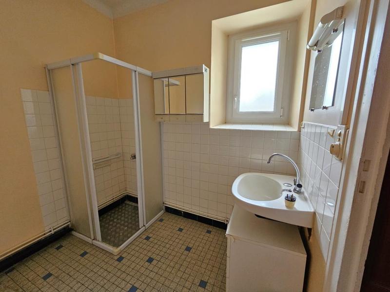 Maison - 167 m² - 6 pièces