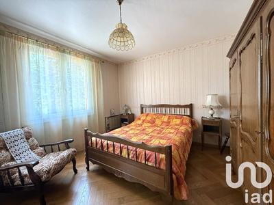 Maison - 136 m² - 5 pièces