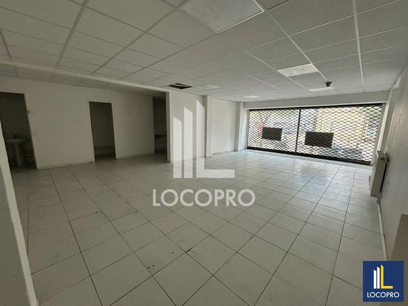 Local commercial - 140 m²