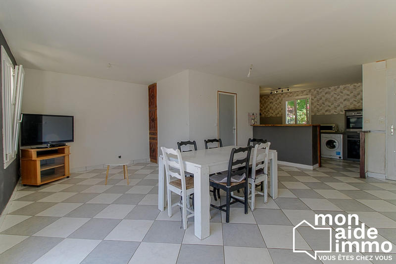 Maison - 86 m² - 5 pièces