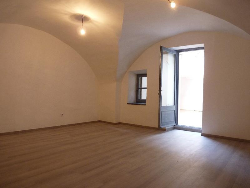 Appartement - 85 m² - 3 pièces