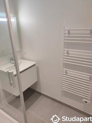 Chambre - 13 m² - 1 pièce