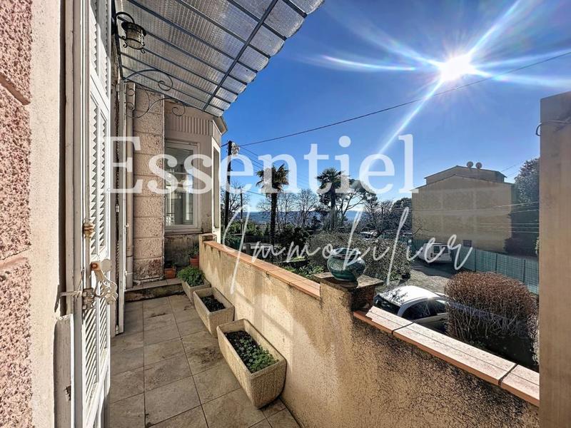 Appartement - 106 m² - 3 pièces