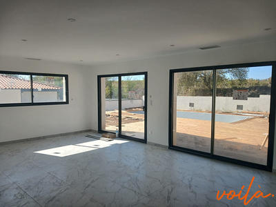 Maison - 140 m² - 5 pièces