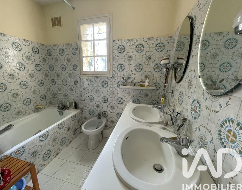 Maison - 192 m² - 8 pièces