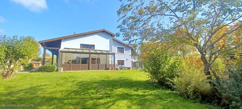 Maison - 230 m² - 7 pièces